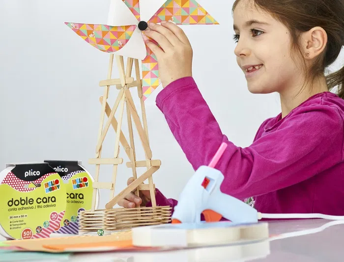 Plico Cinta Adhesiva de Doble Cara, 20 m x 30 mm, Transparente y Fina, Para Uniones Invisibles en Papel, Cartón, Textil y Goma EVA