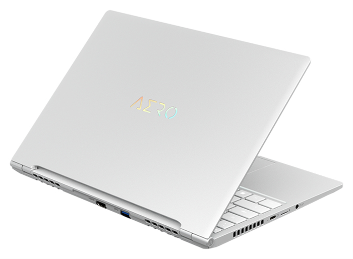 GIGABYTE AERO 9MF-E2SESB4SH Portátil Gaming 14" OLED 2.8K 90Hz, Intel Core i5-12500H, NVIDIA GeForce RTX 4050 6GB, 16GB RAM LPDDR5, 1TB SSD NVMe, Windows 11 Home, Plata, 1.49 Kg