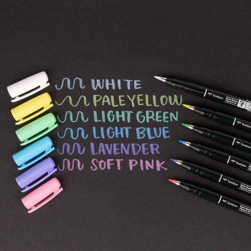 Tombow WS-BS-6P Estuche 6 Rotuladores Base de Agua Fudenosuke para Papel Oscuro Colores Pastel Punta de Pincel