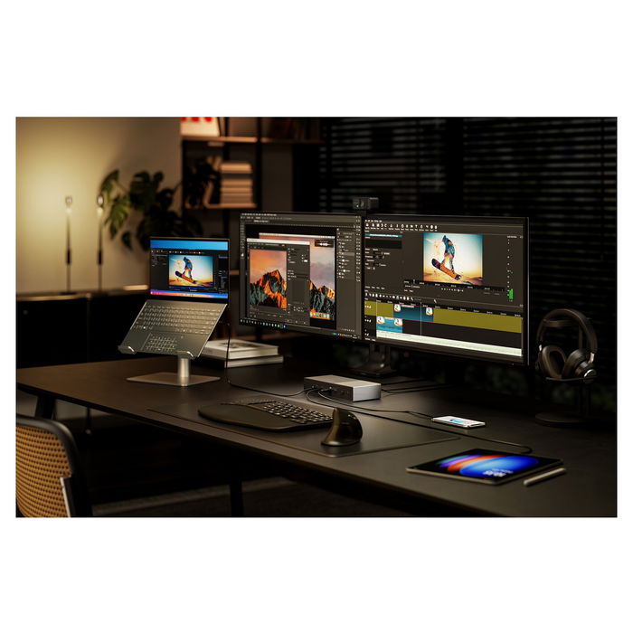 Kensington SD5000T5 EQ Docking Station Triple - Replicador de Puertos Thunderbolt 5 con 140W PD, 3 Pantallas 8K, Conexión Gigabit Ethernet y Lector de Tarjetas, para Windows/macOS