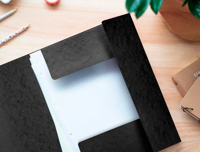 Q-connect Carpeta kf02169 Solapas Gomas Simil-prespan Negra 320x243 mm