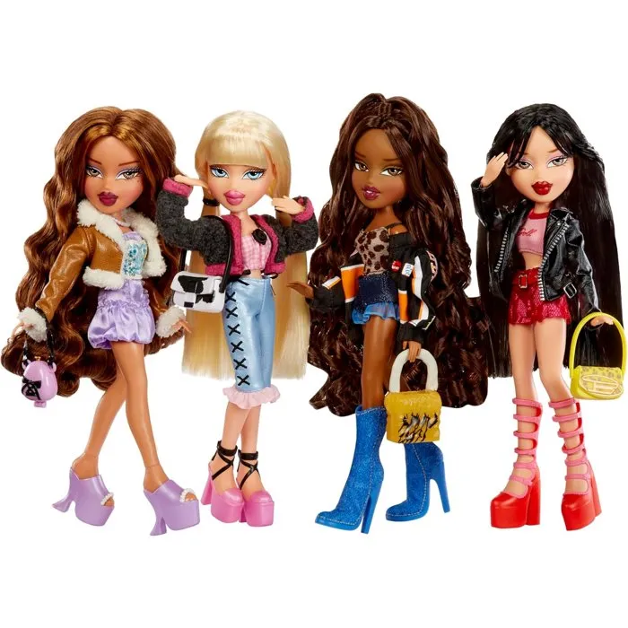 Bratz Muñeca de Moda Coleccionable Yasmin para Salir con Atuendo, Bolso y Gafas de Sol Edades 6+ LIT0035051524205 Bratz Muñeca de Moda Coleccionable Yasmin para Salir con Atuendo, Bolso y Gafas de Sol Edades 6+ LIT0035051524205
