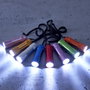 Je cherche une Idee Linterna 8,8 cm - Linterna 9 LED Surtida de Aluminio con Correa - Colores: Lila, Verde, Rosa, Gris, Azul, Rojo, Naranja, Plata - Incluye 3 Pilas AAA