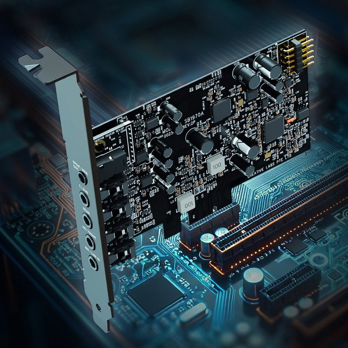 Creative Audigy FX Pro - Tarjeta de Sonido PCI-e 7.1 Externa de Alta Resolución 32 bits/384 kHz con Amplificador para Auriculares - 70SB197000000