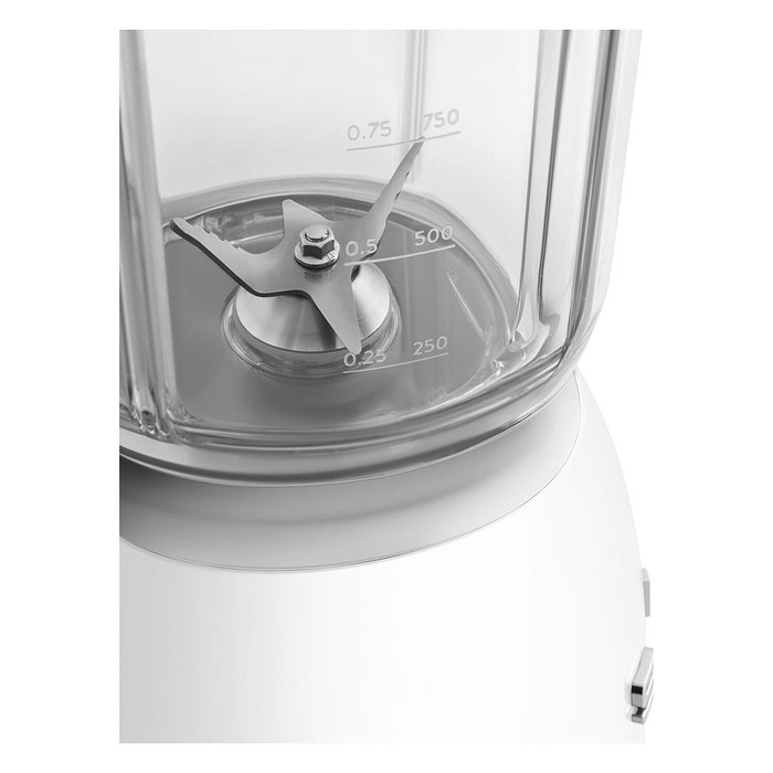 Smeg BLF03WHEU Batidora de Vaso 1.5L, 800W, Color Blanco, Función Picahielos e Impulso, Sistema de Autolavado, 4 Velocidades y 4 Cuchillas de Acero Inoxidable