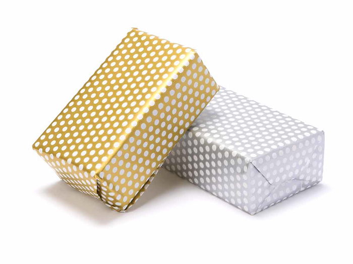 Arte Regal Rollo Papel Regalo 70x200 cm Lunares Diseño Oro y Plata Metalizado 60 g/m2 (Set de 50)