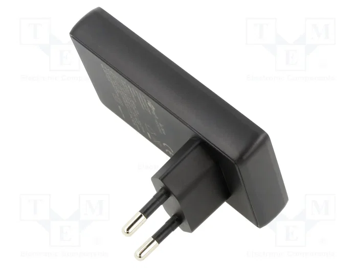 GOOBAY Cargador USB de 45W con puertos USB-A y USB-C PD