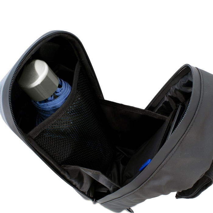 Coolbox Bolsa Impermeable para Patinete Eléctrico, Mochila Compacta con Bolsillo para Móvil y Borde Reflectante, Negra