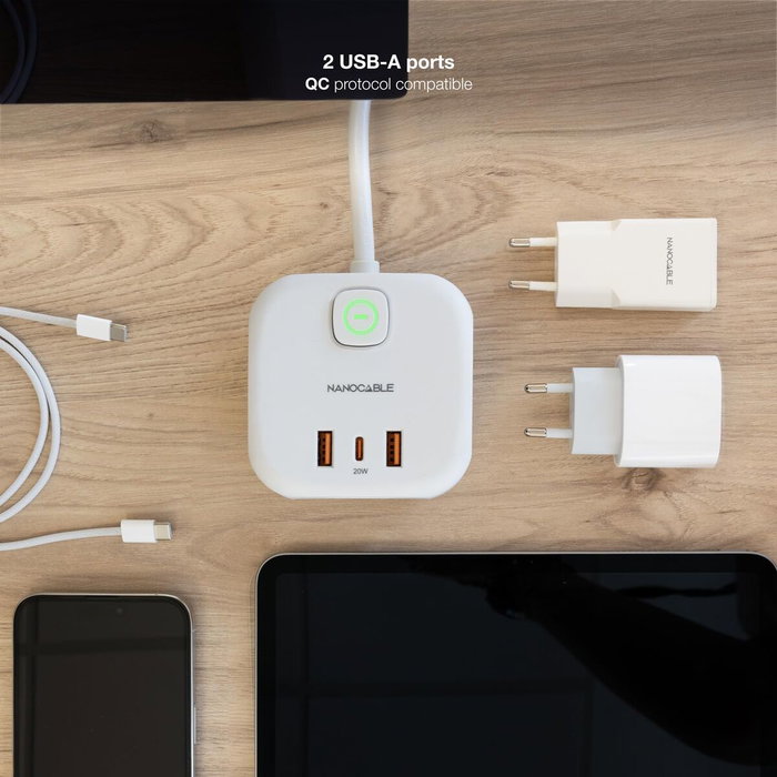 Nanocable Regleta Cubo con 3 Enchufes y 3 USB (2 USB-A + 1 USB-C), GaN, Blanco