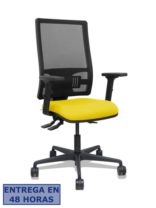 PIQUERAS Y CRESPO Silla Bormate con mecanismo asincro, respaldo de malla negro y asiento amarillo PIQUERAS Y CRESPO Silla Bormate con mecanismo asincro, respaldo de malla negro y asiento amarillo