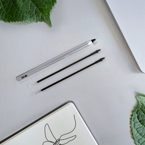 BIC Cristal Renew Bolígrafo Cuerpo Metal Mate con Tinta Azul y 2 Recambios BIC Cristal Renew Bolígrafo Cuerpo Metal Mate con Tinta Azul y 2 Recambios