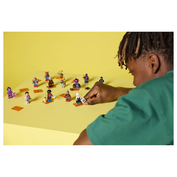 LEGO 71050 Minifigures Spider-Man: Across the Spider-Verse - Figura de Colección, 8 Piezas, Construcción para Niños de 5+ Años LEGO 71050 Minifigures Spider-Man: Across the Spider-Verse - Figura de Colección, 8 Piezas, Construcción para Niños de 5+ Años