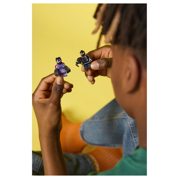 LEGO 71050 Minifigures Spider-Man: Across the Spider-Verse - Figura de Colección, 8 Piezas, Construcción para Niños de 5+ Años LEGO 71050 Minifigures Spider-Man: Across the Spider-Verse - Figura de Colección, 8 Piezas, Construcción para Niños de 5+ Años