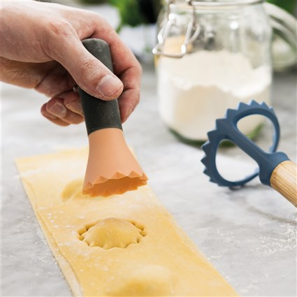 Berghoff 3950009 Sello Ravioli Mini para Hacer Raviolis Caseros con Forma Perfecta Berghoff 3950009 Sello Ravioli Mini para Hacer Raviolis Caseros con Forma Perfecta