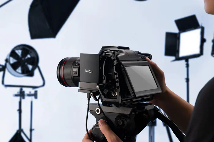 Lexar LSL500X004T-RNBNG SSD Externo USB 3.2 Gen 2x2 4TB USB-C Negro Aluminio Velocidad Lectura 2000MB/s Protección por Contraseña