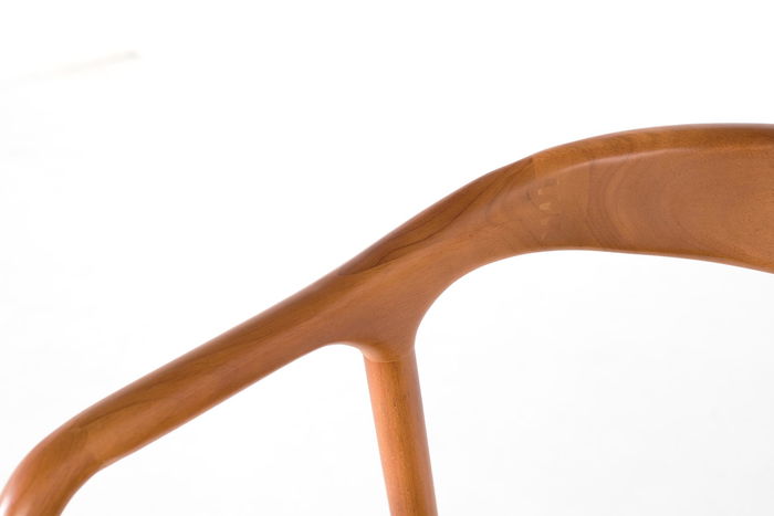 Giner Y Colomer - Lote de 2 Sillas con Brazos de Madera de Caucho, Color Avellana, Asiento con Cuerda Natural Giner Y Colomer - Lote de 2 Sillas con Brazos de Madera de Caucho, Color Avellana, Asiento con Cuerda Natural