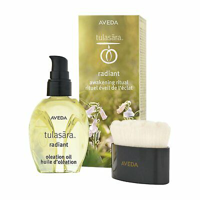 Aveda Tulasara Morning Awakening Kit Radiation Oil + Dry Brush Aveda Tulasara Morning Awakening Kit Radiation Oil + Dry Brush