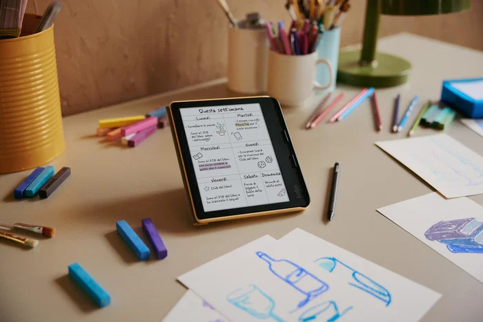 Kobo Libra Colour - eBook Reader con Pantalla Táctil a Color E Ink Kaleido de 7" (17.8 cm), Resolución 1264x1680, 32 GB, Wi-Fi, Bluetooth, Resistente al Agua, Color Blanco