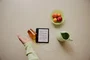 Kobo Libra Colour - eBook Reader con Pantalla Táctil a Color E Ink Kaleido de 7" (17.8 cm), Resolución 1264x1680, 32 GB, Wi-Fi, Bluetooth, Resistente al Agua, Color Blanco