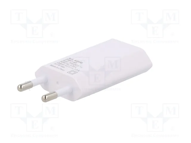GOOBAY Cargador de red con salida Apple Lightning y USB, Blanco
