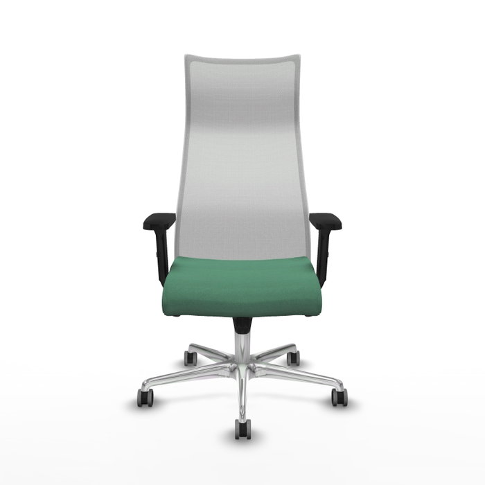 Sillón Albacete con mecanismo Sincro tapizada con Tela color Verde esmeralda y malla color Blanco. Equipado con Base aluminio, Brazos 2D y Ruedas 65 mm parqué