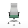 Sillón Albacete con mecanismo Sincro tapizada con Tela color Verde esmeralda y malla color Blanco. Equipado con Base aluminio, Brazos 2D y Ruedas 65 mm parqué