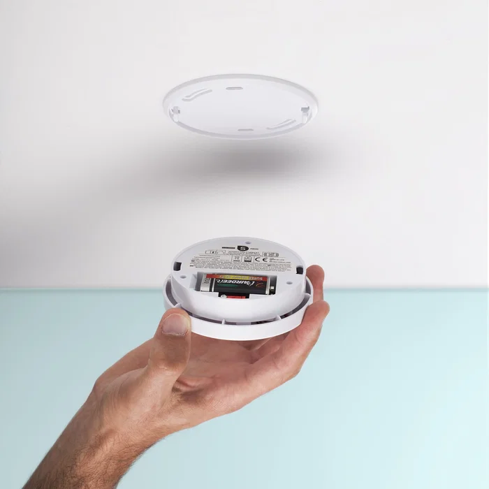 Smartwares 10.044.62 Detector de Humo RM250 - Sensor Óptico con Vida de 10 Años, Incluye Batería de 1 Año, Alarma 85 dB, para Hogar u Oficina
