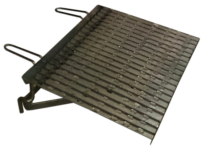 Finstock Parrilla Giratoria de Hierro Perforada y Vertegrasas 50 x 40 cm Finstock Parrilla Giratoria de Hierro Perforada y Vertegrasas 50 x 40 cm