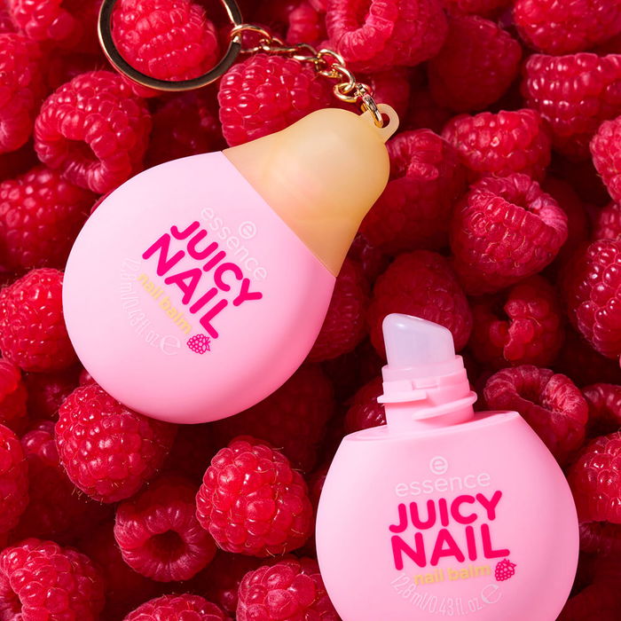 Essence Juicy Nail - Bálsamo para uñas en formato llavero 12,8 ml, tono rosa claro con aroma a frambuesa, hidrata y nutre uñas y cutículas