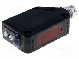 OMRON E3Z-D86 Sensor fotoeléctrico PNP 5-100mm