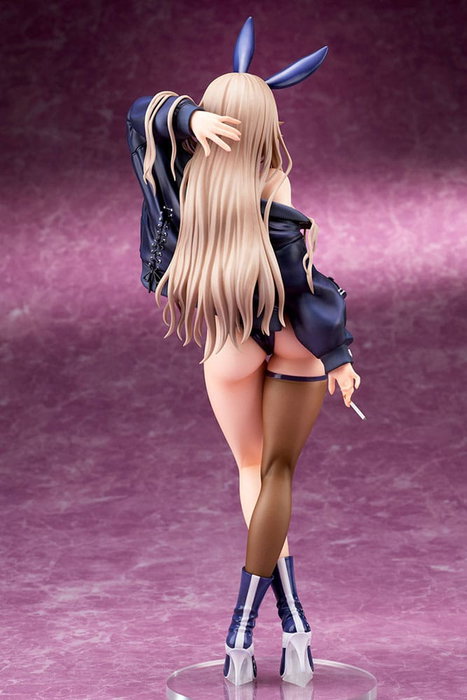 Ques Q Estatua Original Character Bad Bunny Illustration by Mataro 1/7