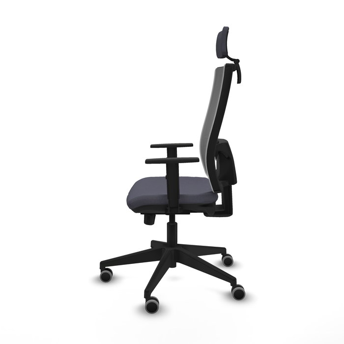 Silla de oficina Horna con mecanismo Sincro/Traslack tapizada con Tela color Gris oscuro y malla color Gris. Equipada con lumbar 1D, Brazos 1D, Cabecero 2D y Ruedas 65 mm parqué