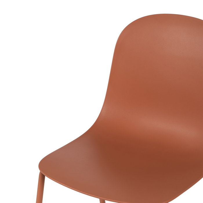 Ixia Silla Caldera para exterior en polipropileno y metal Ixia Silla Caldera para exterior en polipropileno y metal