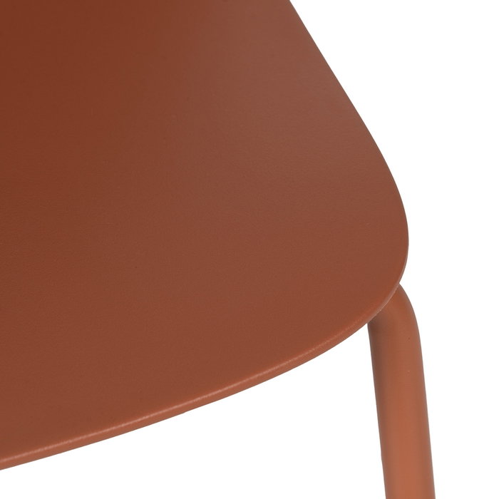 Ixia Silla Caldera para exterior en polipropileno y metal Ixia Silla Caldera para exterior en polipropileno y metal