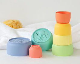 KioKids Set de 7 Cubos Apilables de Silicona para Baño de Bebé +5 Meses Juguete Sensorial Multicolor