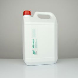 Armi Bálsamo Manzana 5lt para Mascotas - Facilita el Peinado, Aporta Brillo y Suavidad