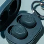 JLab JBuds Mini Auriculares Inalámbricos Intraurales Bluetooth 5.3 Gris para Llamadas y Música con IP55, 20h de Autonomía y Carga Rápida