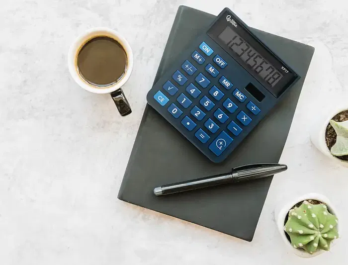 Liderpapel XF17 Calculadora de Sobremesa 8 Dígitos Solar y Pilas 127x105x24 mm Azul