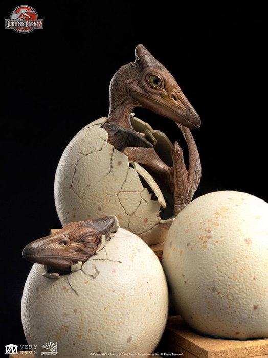 Jurassic Park III ECC Elite Creature Line Estatua Hatching Pterosaur 16 cm