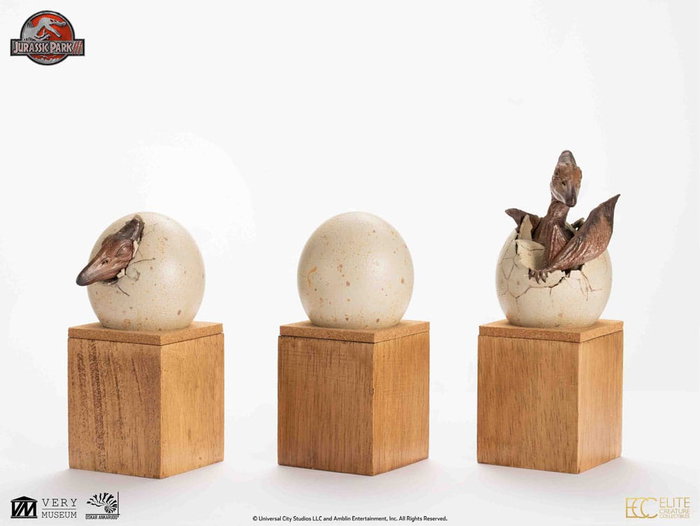 Jurassic Park III ECC Elite Creature Line Estatua Hatching Pterosaur 16 cm