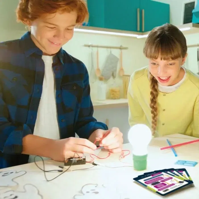 Lisciani Giochi Juego de Ciencia Electricidad 50 Experimentos