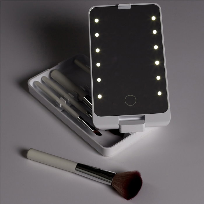 Cosmetic Club Espejo LED con 5 Brochas de Maquillaje, Iluminación Difusa para Retoques, Portátil Compacto de Viaje, 16 x 9 x 2.5 cm