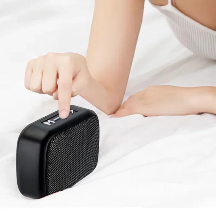 Generico Altavoz portátil bluetooth mini plata Generico Altavoz portátil bluetooth mini plata