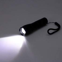 Fx Light Linterna LED de Aluminio con Zoom, 3W 300 Lúmenes, 5 Niveles, 12.5 cm, Funciona con 3 Pilas AAA (no incluidas), Color Negro, 125 x 30 x 30 mm