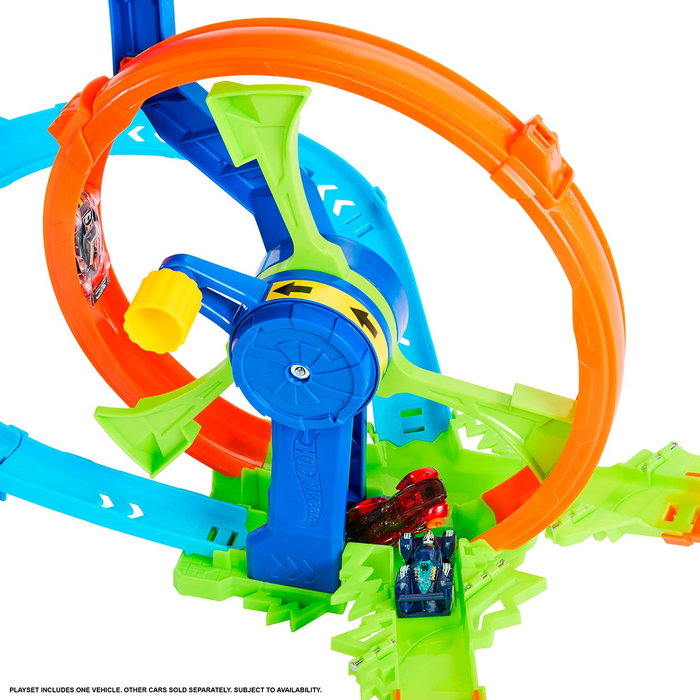 Mattel Stunt Tracks Hot Wheels Pista Desafío Turbina de Acción Juego de Pistas y Coche de Metal a Escala 1:64 con Zona de Choques y Looping