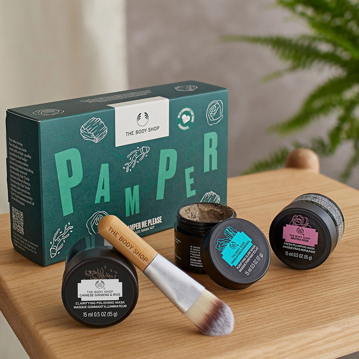 The Body Shop Estuche Set Cosmética Facial con Mascarillas Purificantes, Hidratantes e Iluminadoras - 4 pz