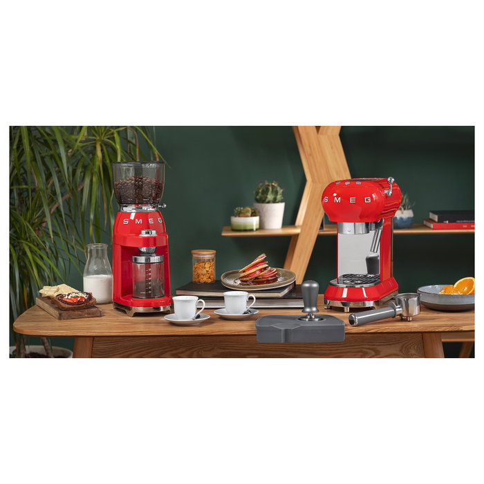 Smeg CGF11RDEU Molinillo de Café 50's Style Rojo 150 W Fresa Cónica Acero Inoxidable 350 g Smeg CGF11RDEU Molinillo de Café 50's Style Rojo 150 W Fresa Cónica Acero Inoxidable 350 g