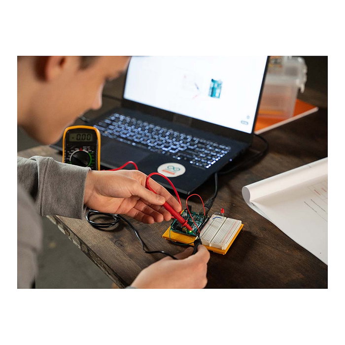 Arduino AKX00025 Arduino Education Student Kit para aprender a programar y electrónica