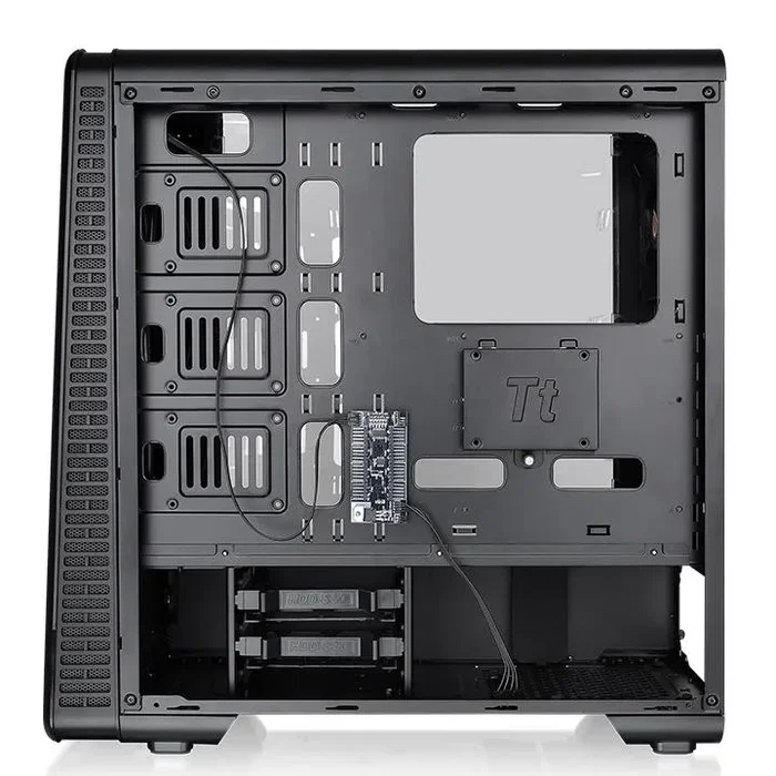 Thermaltake View 28 RGB Gull-Wing Window Black Midi Tower, sin fuente, USB 3.0/2.0, 1x120mm Thermaltake View 28 RGB Gull-Wing Window Black Midi Tower, sin fuente, USB 3.0/2.0, 1x120mm