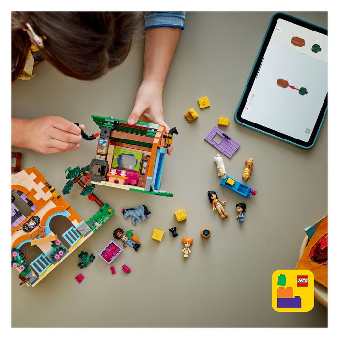 LEGO Friends Rancho de ponis y establos, 727 piezas